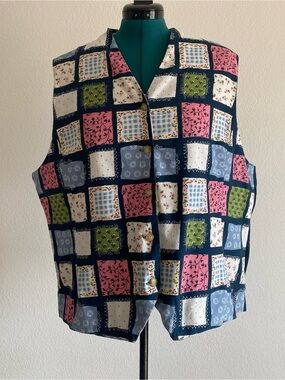 Vintage Street Styles quilt themed pattern button down vest
